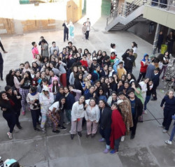 Participando de actividades recreativas planteadas por el Centro de Estudiantes