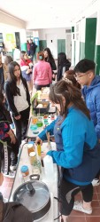 Muestra de productos, elaborados por los alumnos. Taller de microemprendimiento