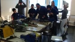 Alumnos en los talleres