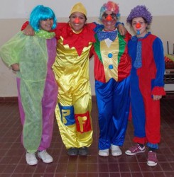 Alumnos preparados para el festejo del día del niño