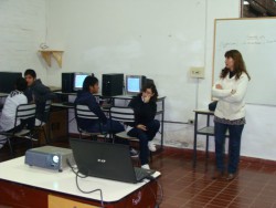 Trabajando en la Sala de Informática