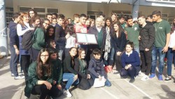 Pérez Esquivel con los alumnos