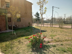 Patio del fondo de la escuela