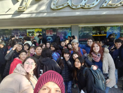 Estudiantes de 4° año en el Cine Teatro Plaza