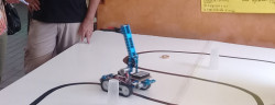 Prueba de Robot armado por alumnos