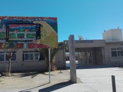 Frente escuela