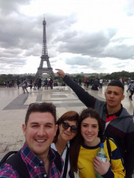 EMBAJADORES DE MAIPU EN FRANCIA 2019