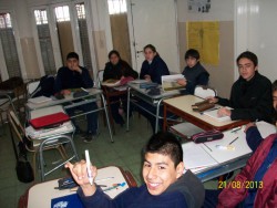 alumnos de 1° año en clase